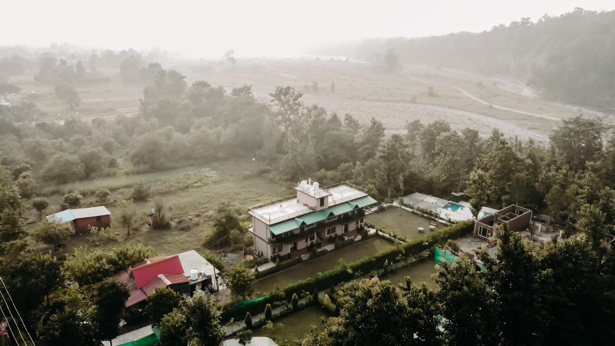 Corbett Nature Walk Resort Ramnagar Exterior foto